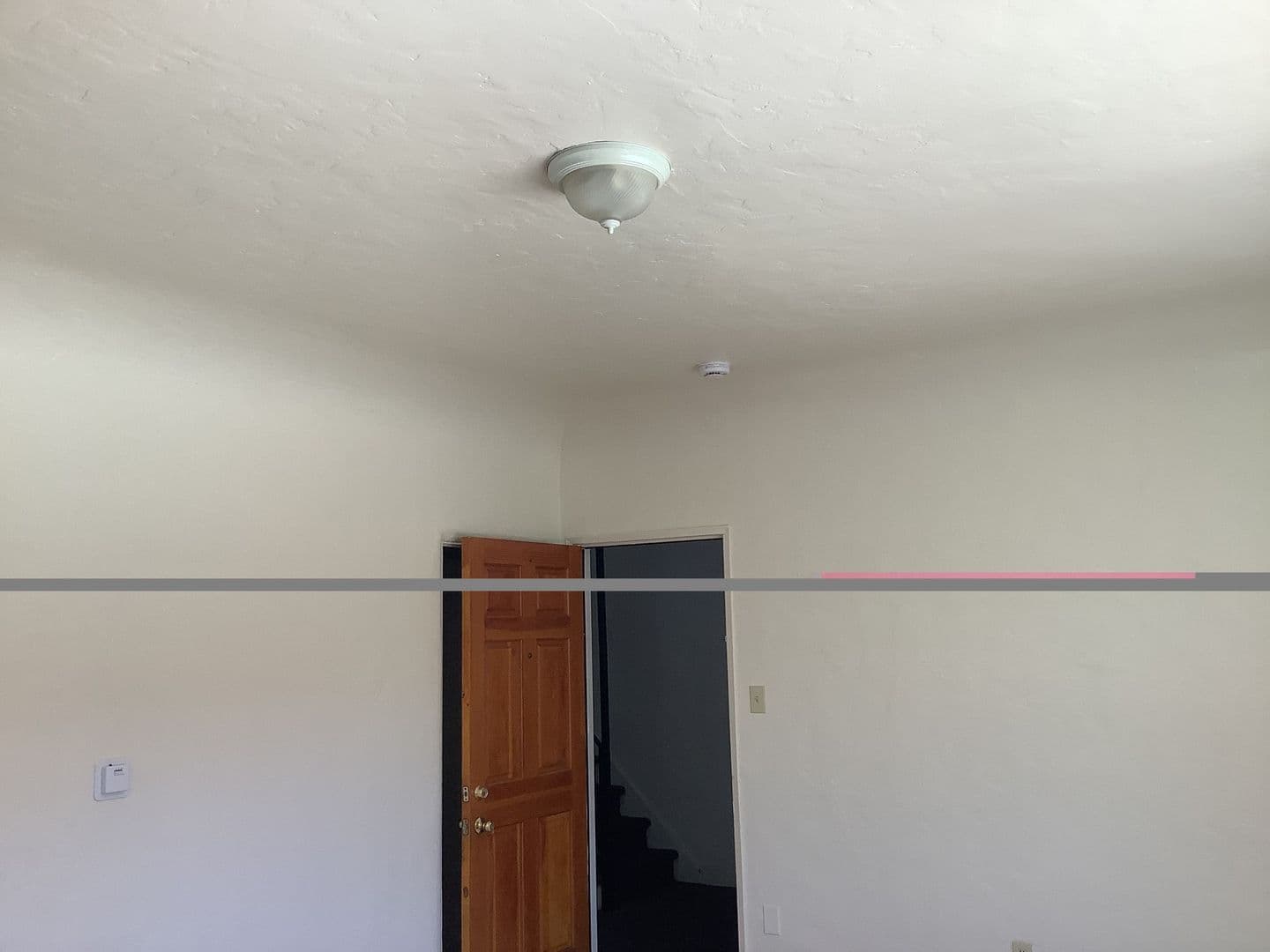 Huntington Park Apartment: 2804 E. 58th St.