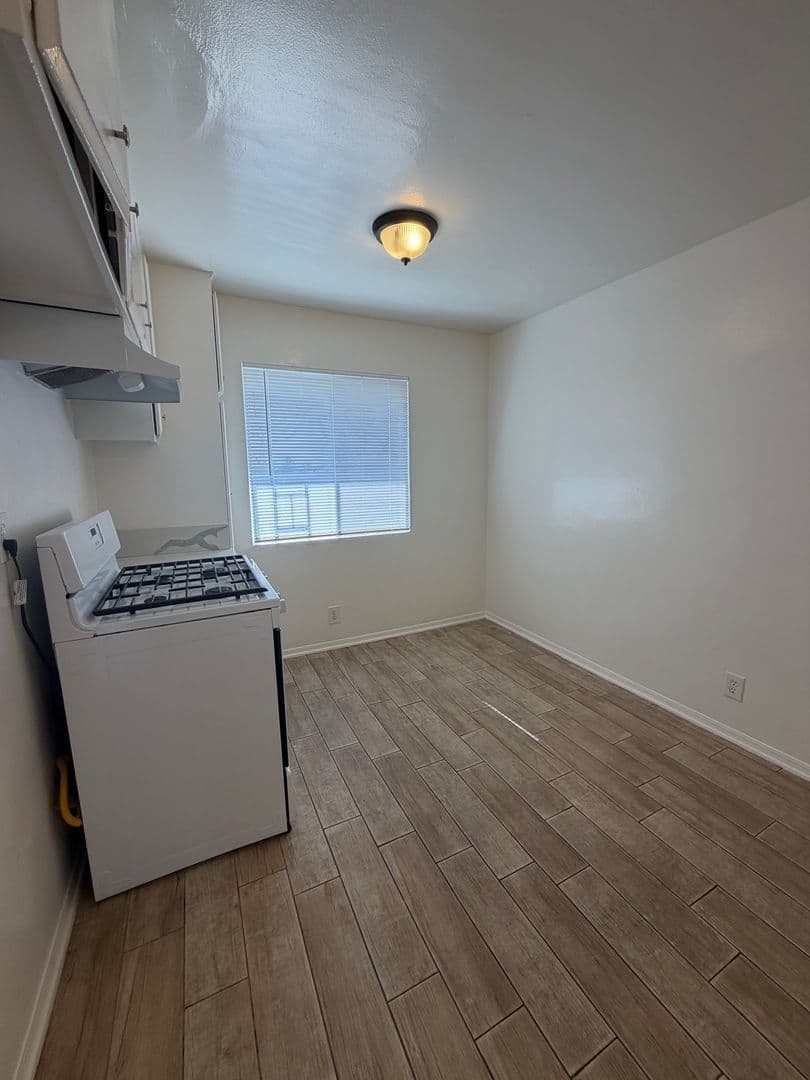 La Puente Apartment: 15843 Sierra Vista Ct.