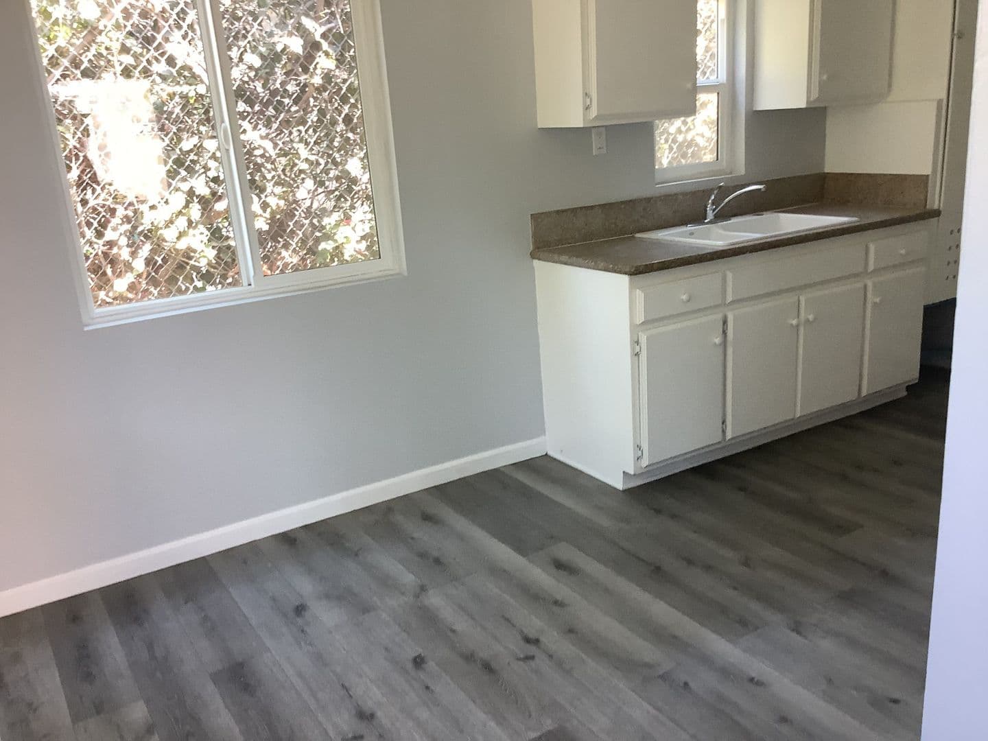 Maywood Apartment: 3500 E. 54th St.