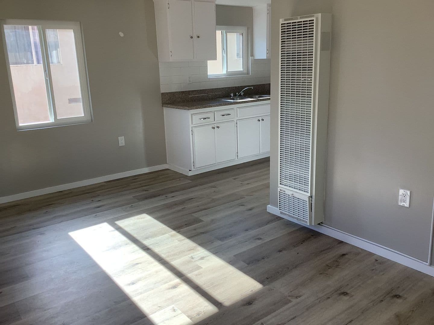 Bell Gardens Apartment: 5909 Cecilia St.