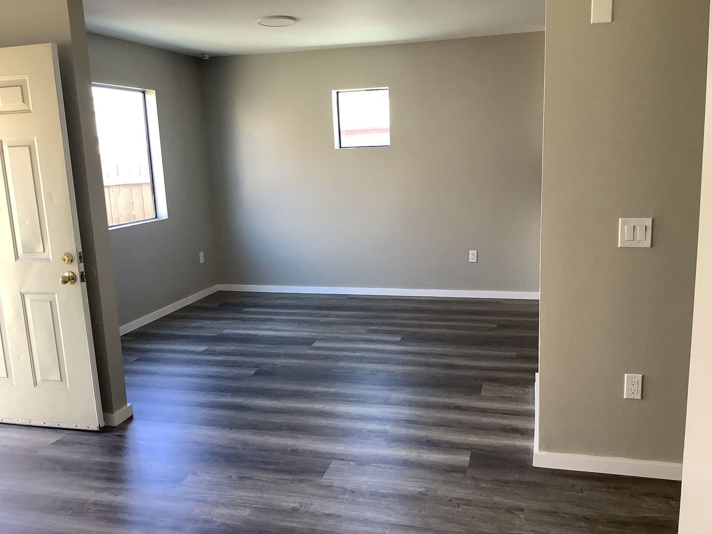 Bell Apartment: 4576 Florence Ave.