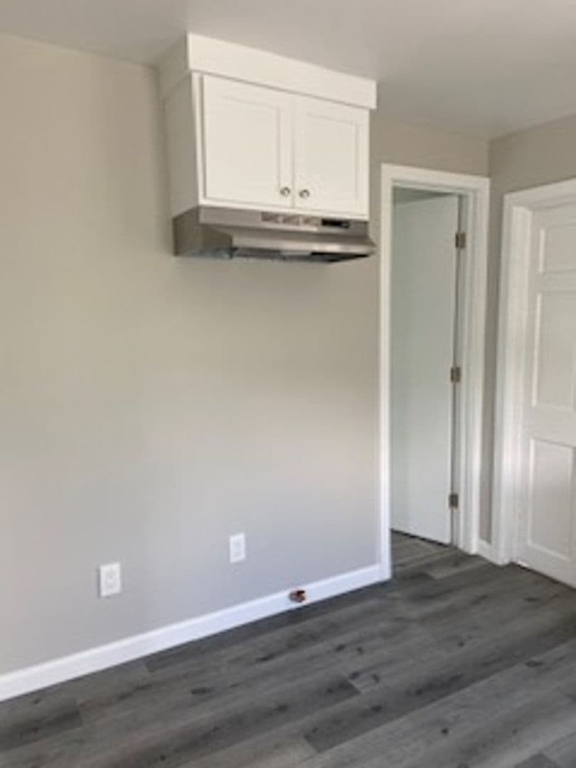 Bell Gardens Apartment: 5928 Gotham St.