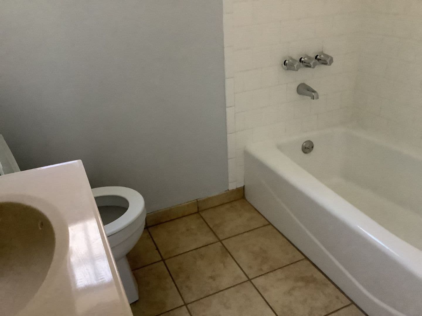 Maywood Apartment: 3500 E. 54th St.