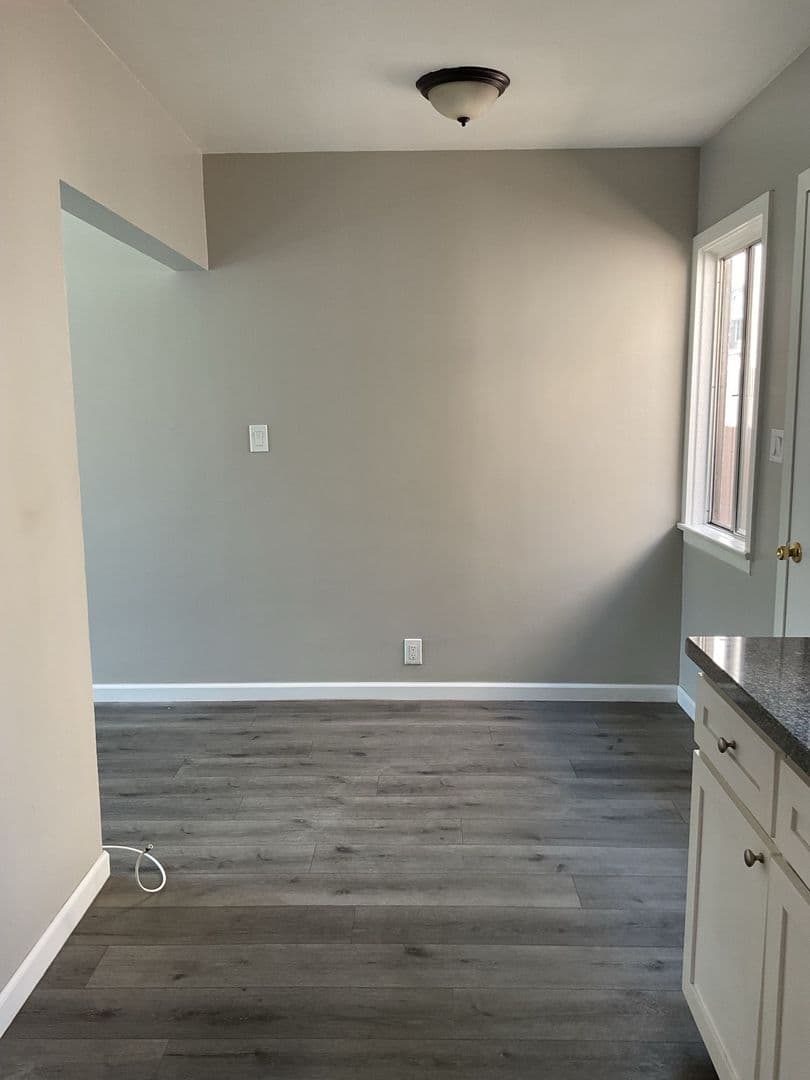 Bell Apartment: 6503 Fishburn Ave.