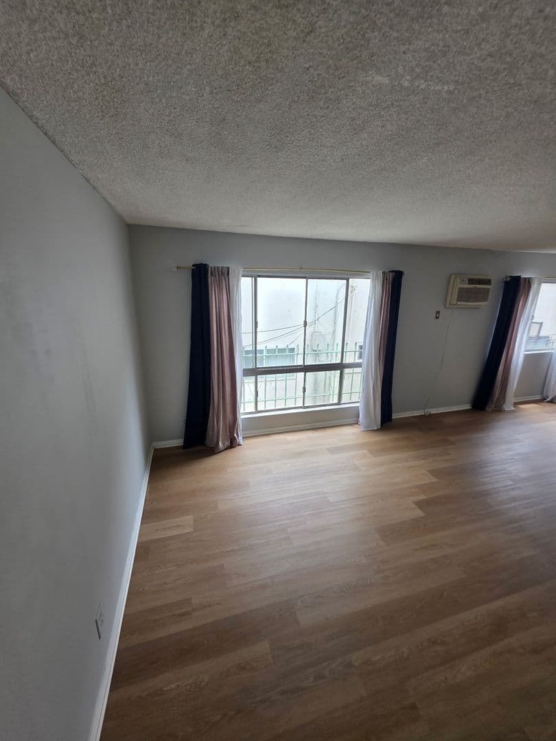 Los Angeles Apartment: 1343 N. Curson Ave.