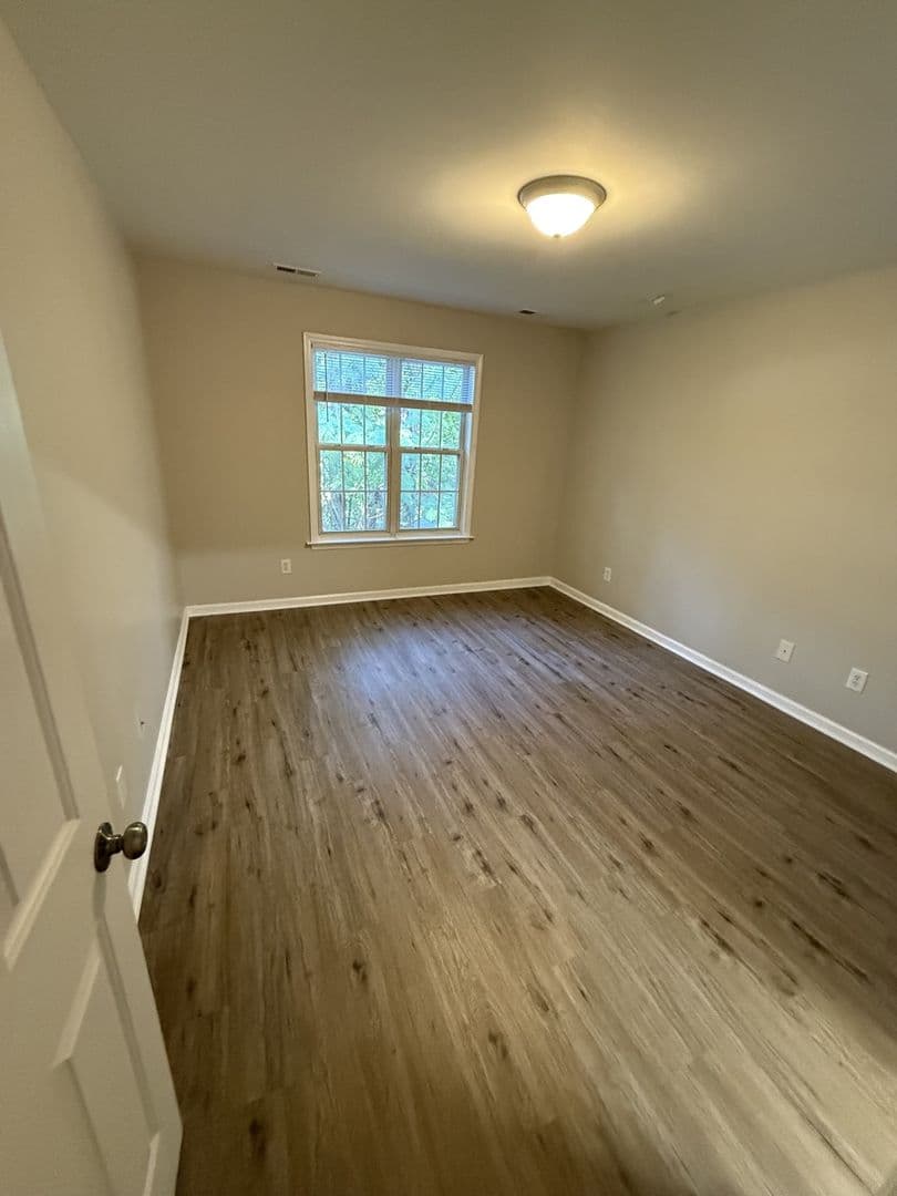 Garner Townhome: 141 Bayleigh Ct