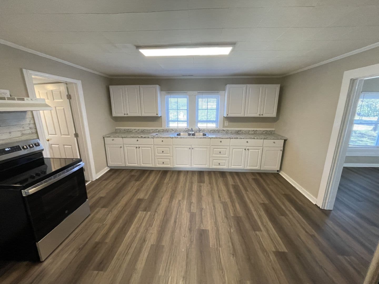 Wake Forest House: 322 E. Perry Avenue