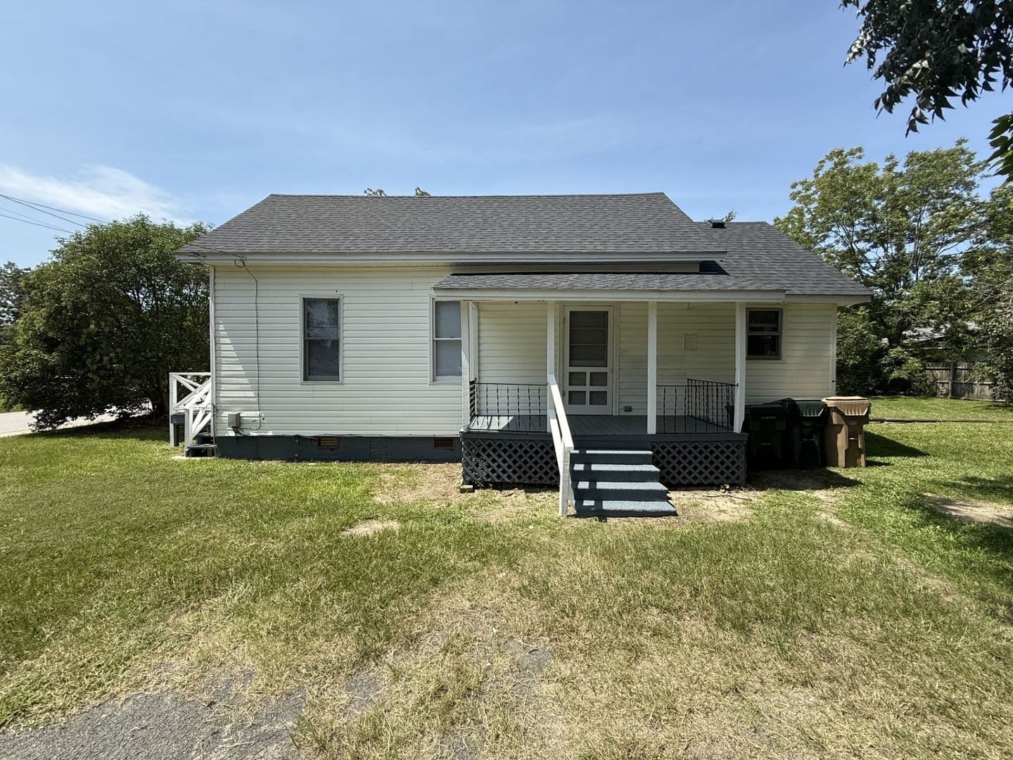 Clayton House: 336 W. Front Street