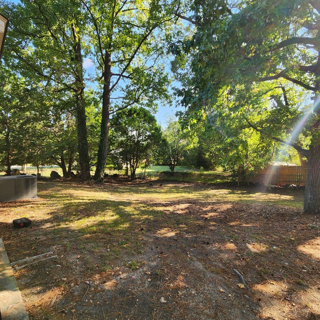 Raleigh House: 1208 Thames Ct