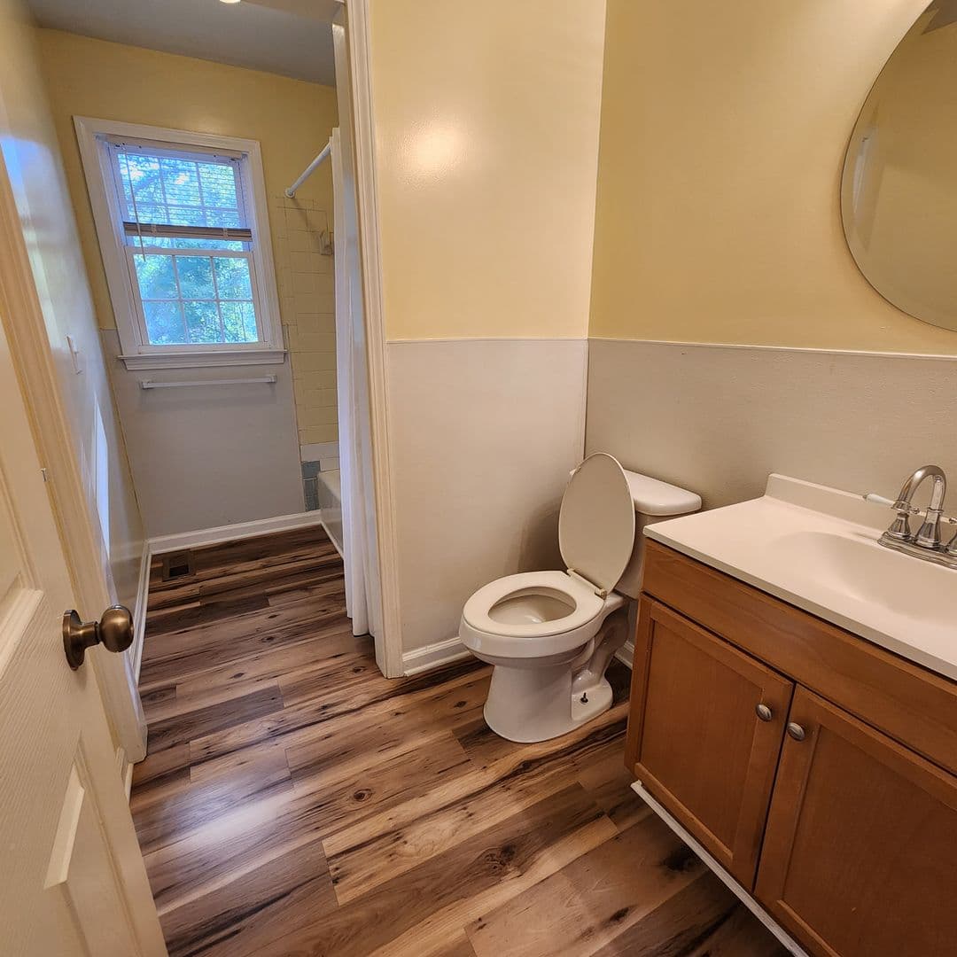 Raleigh House: 1208 Thames Ct