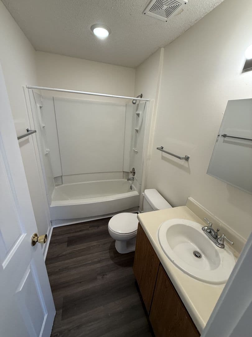 Raleigh Condo: 3535-202 Ivy Commons Dr
