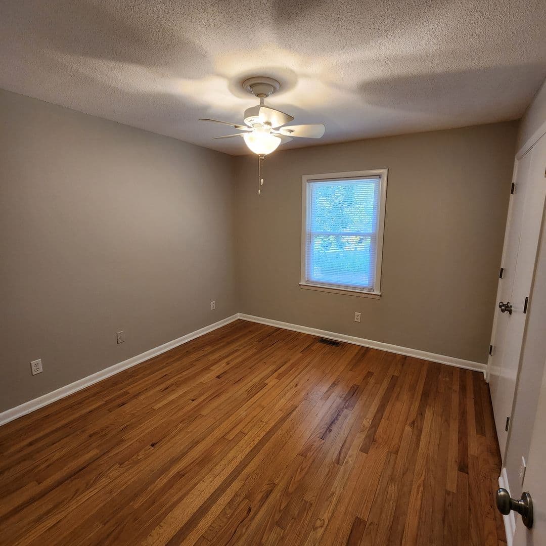 Raleigh House: 1521 Shelley Road
