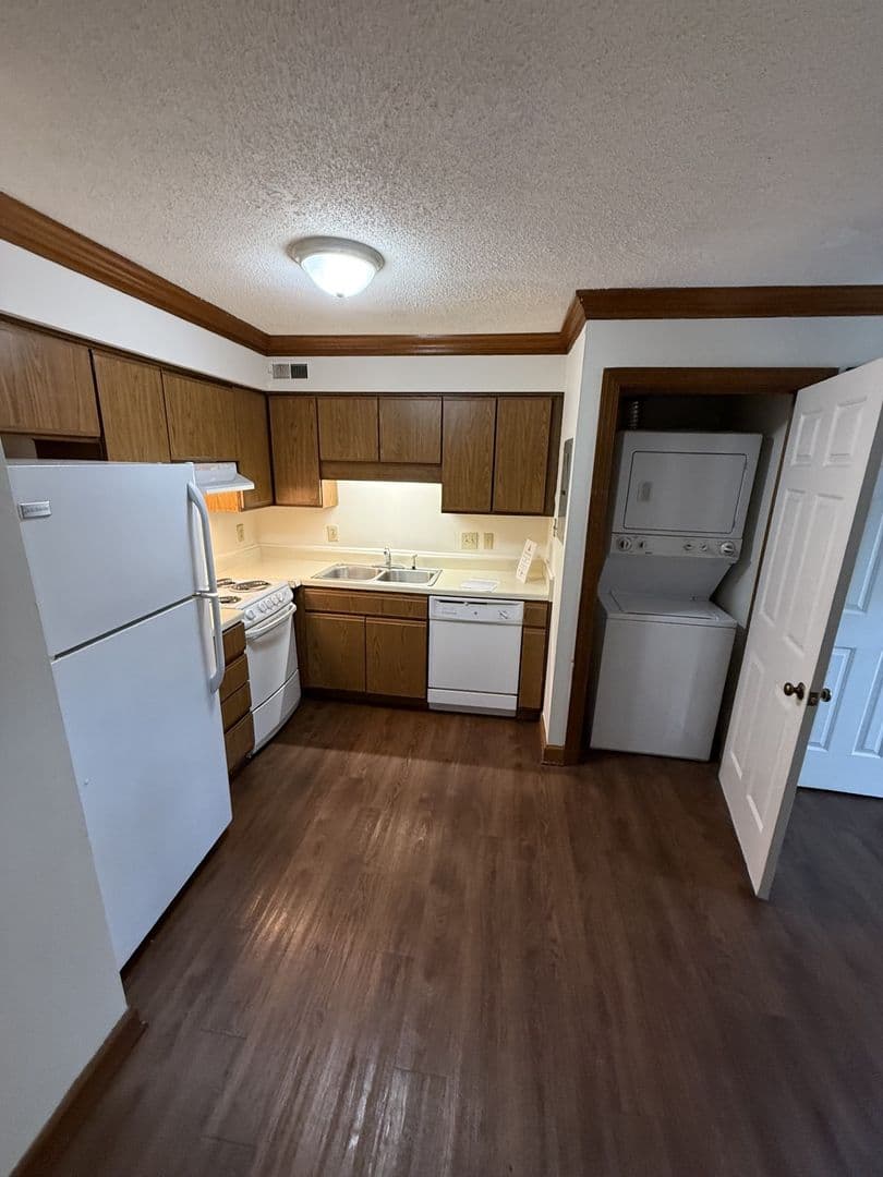 Raleigh Condo: 3527-101 Ivy Commons Dr