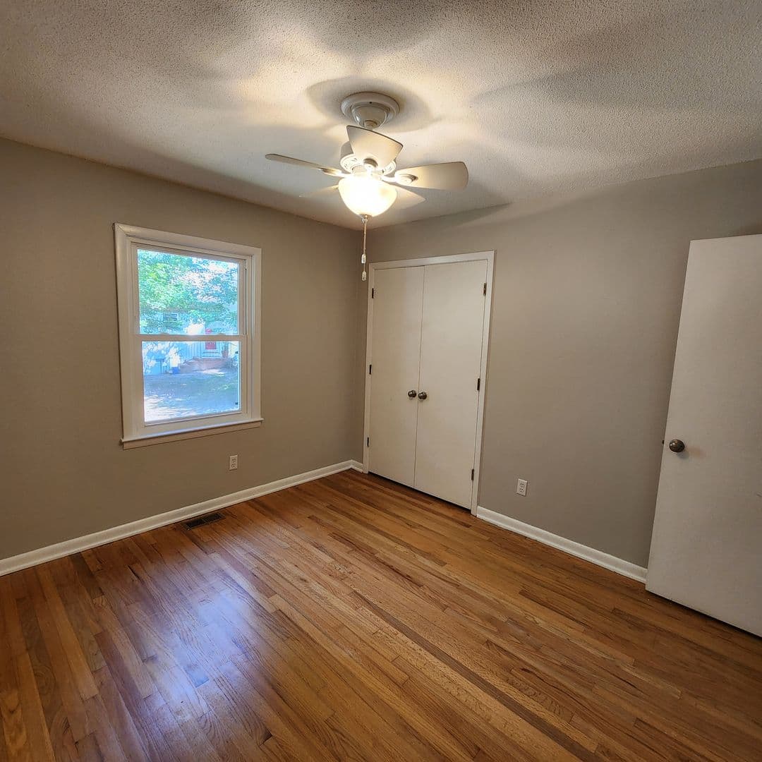 Raleigh House: 1521 Shelley Road