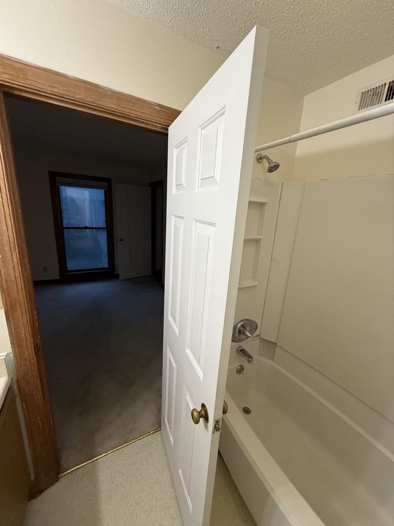 Raleigh Condo: 3517-301 Ivy Commons Drive