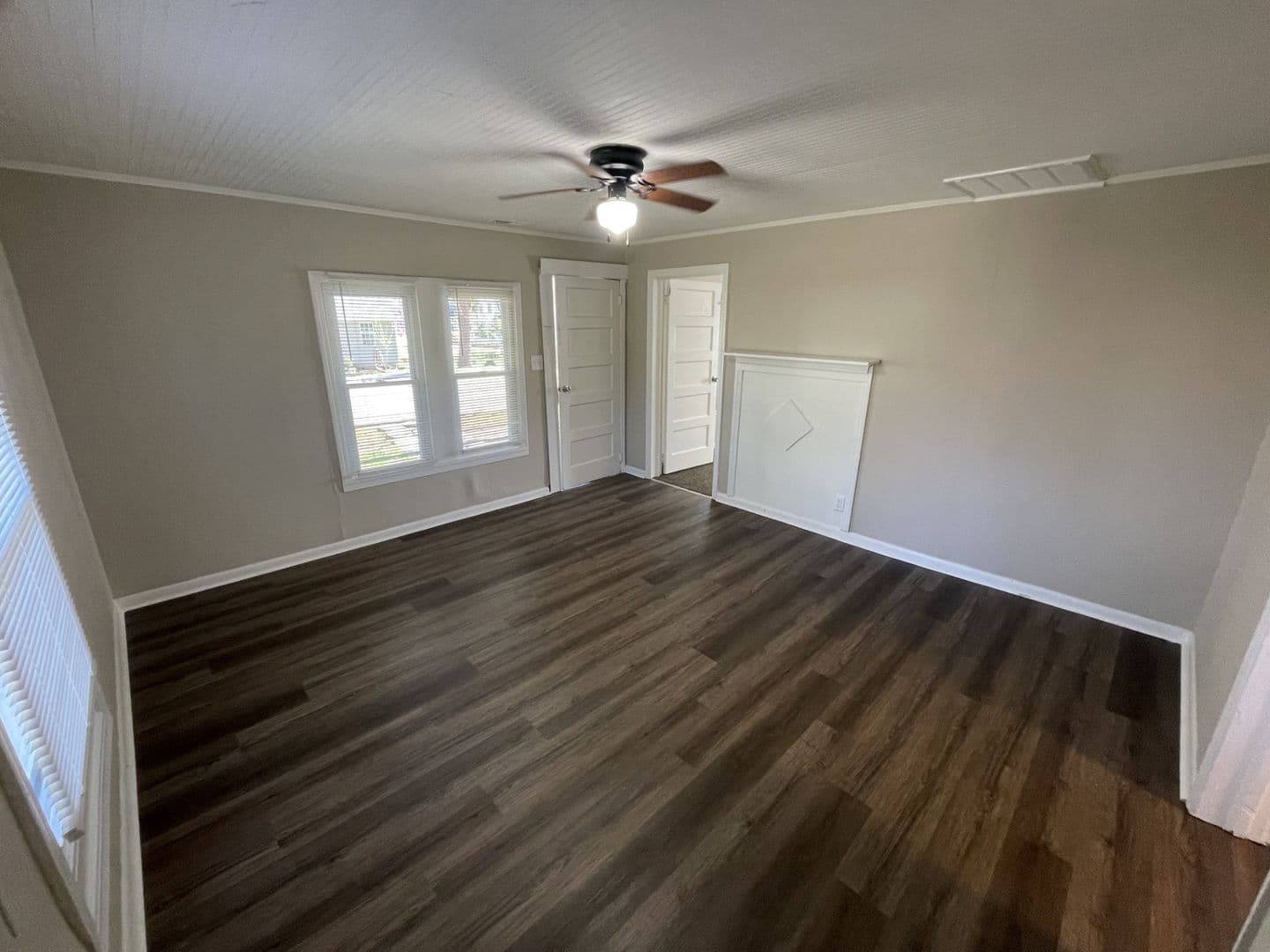Wake Forest House: 322 E. Perry Avenue