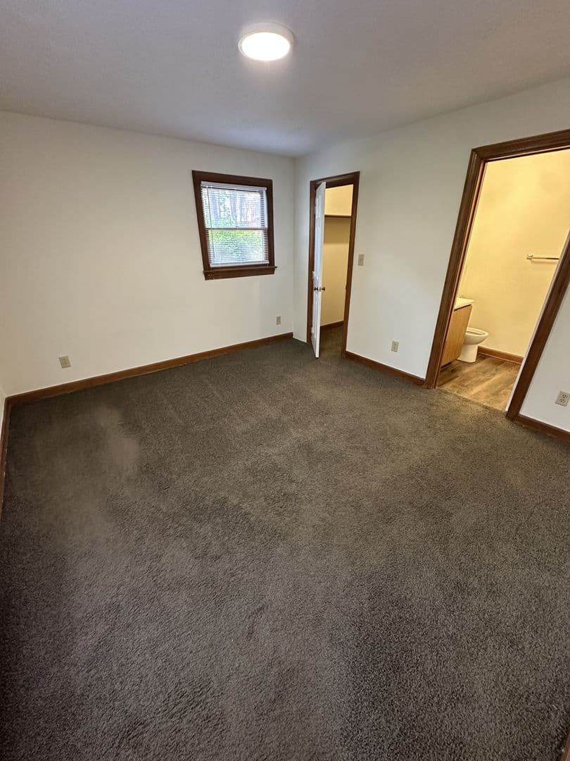 Raleigh Condo: 3530-101 Ivy Commons Drive