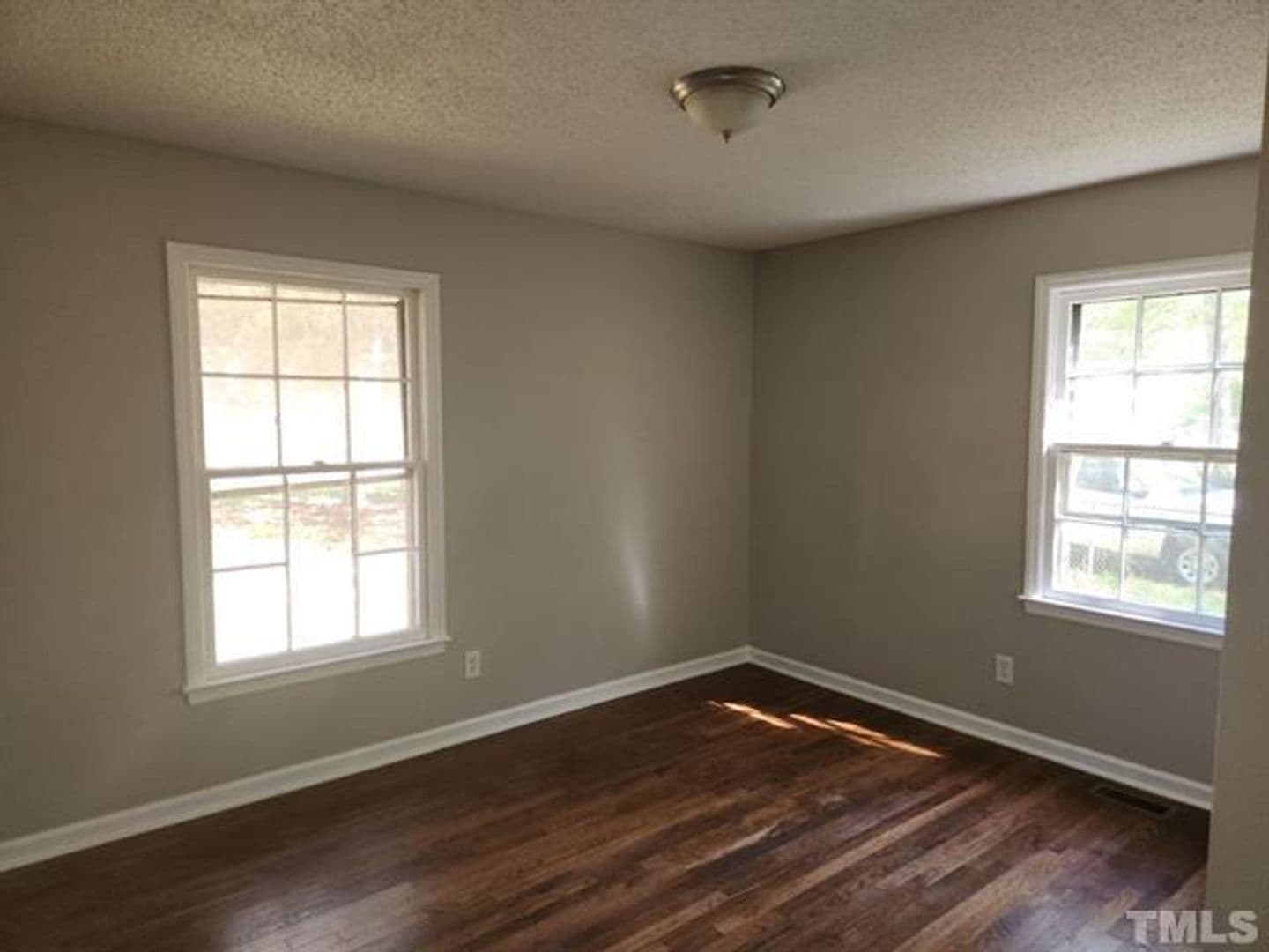 Raleigh House: 520 Dacian Road