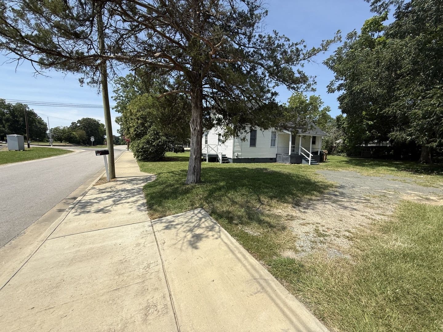 Clayton House: 336 W. Front Street
