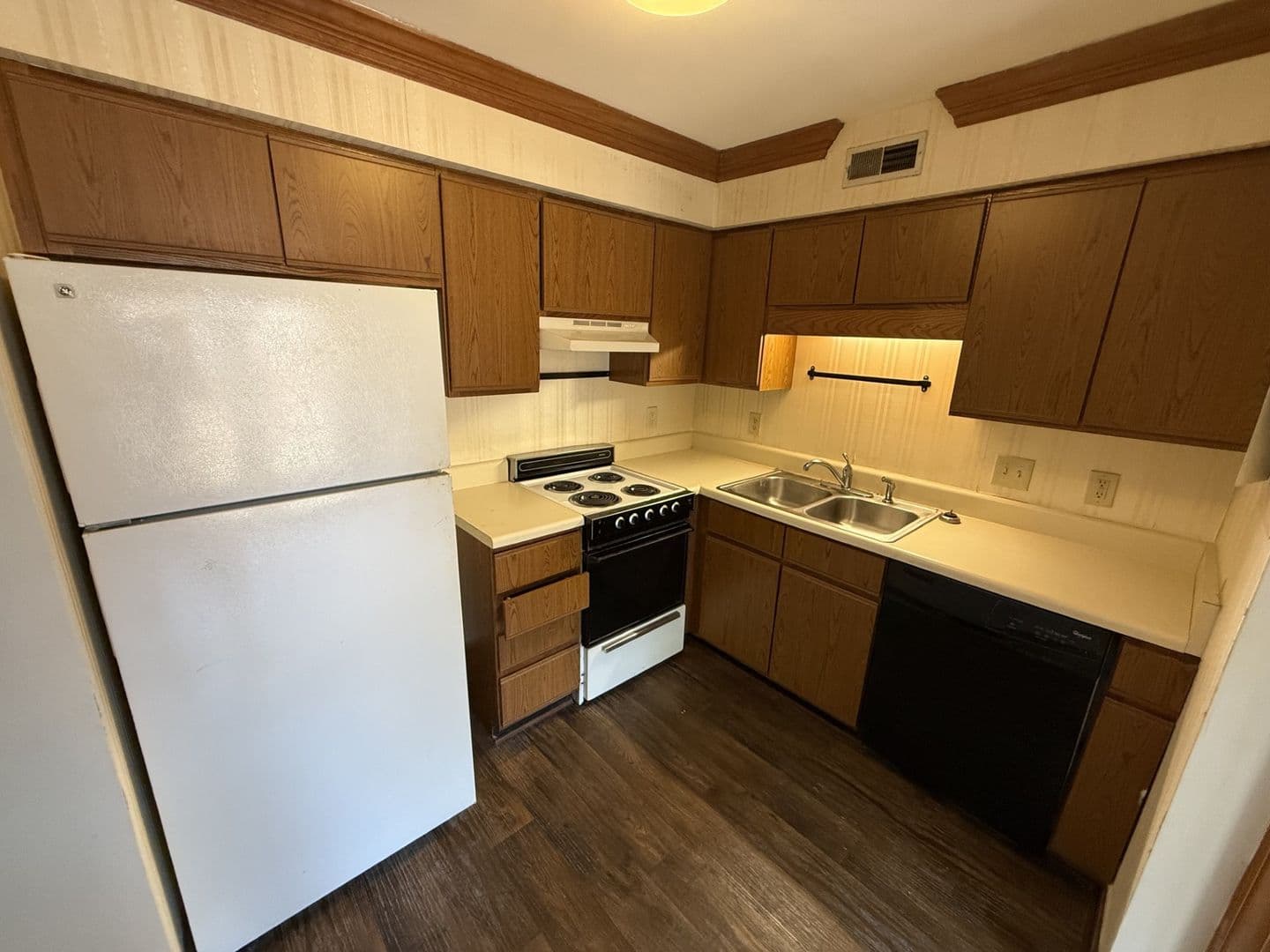 Raleigh Condo: 3603-101 Helix Court.