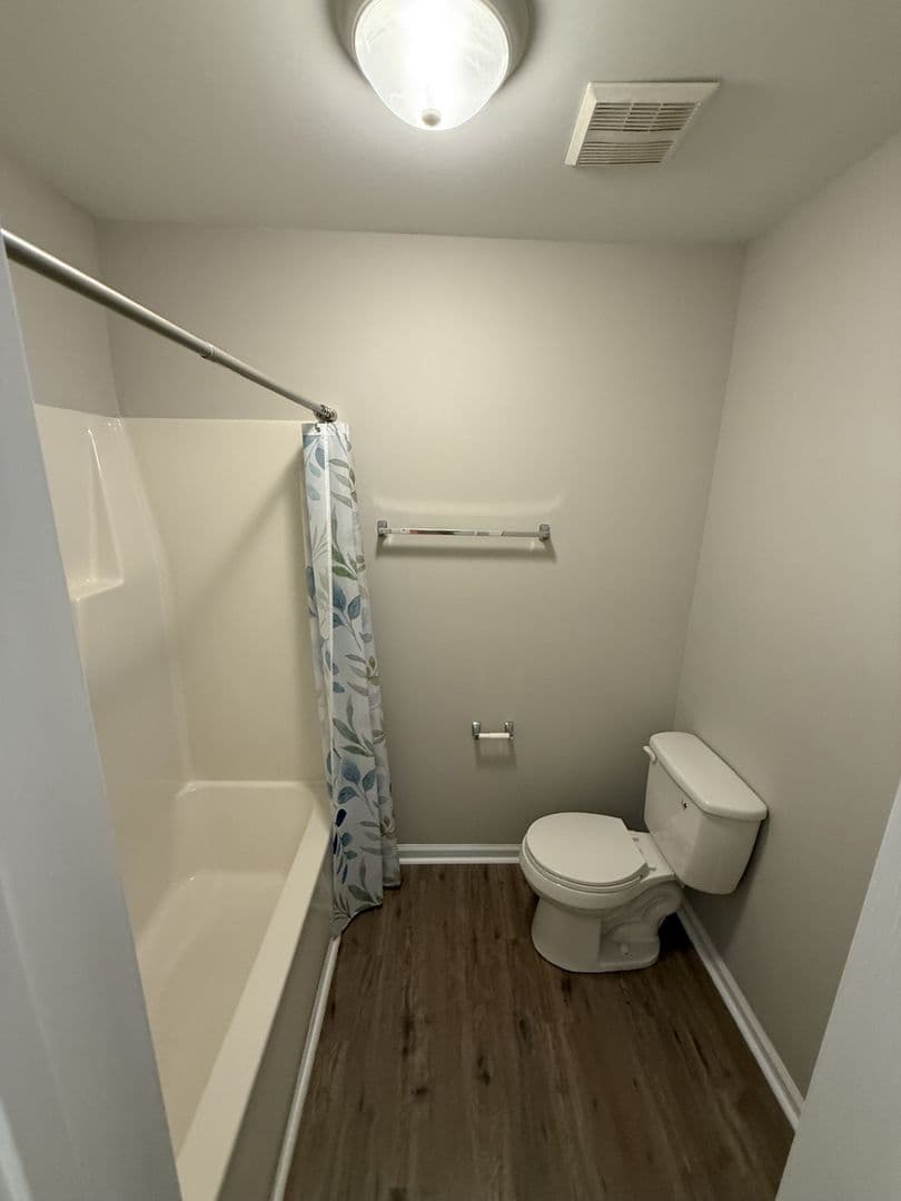Garner Townhome: 141 Bayleigh Ct