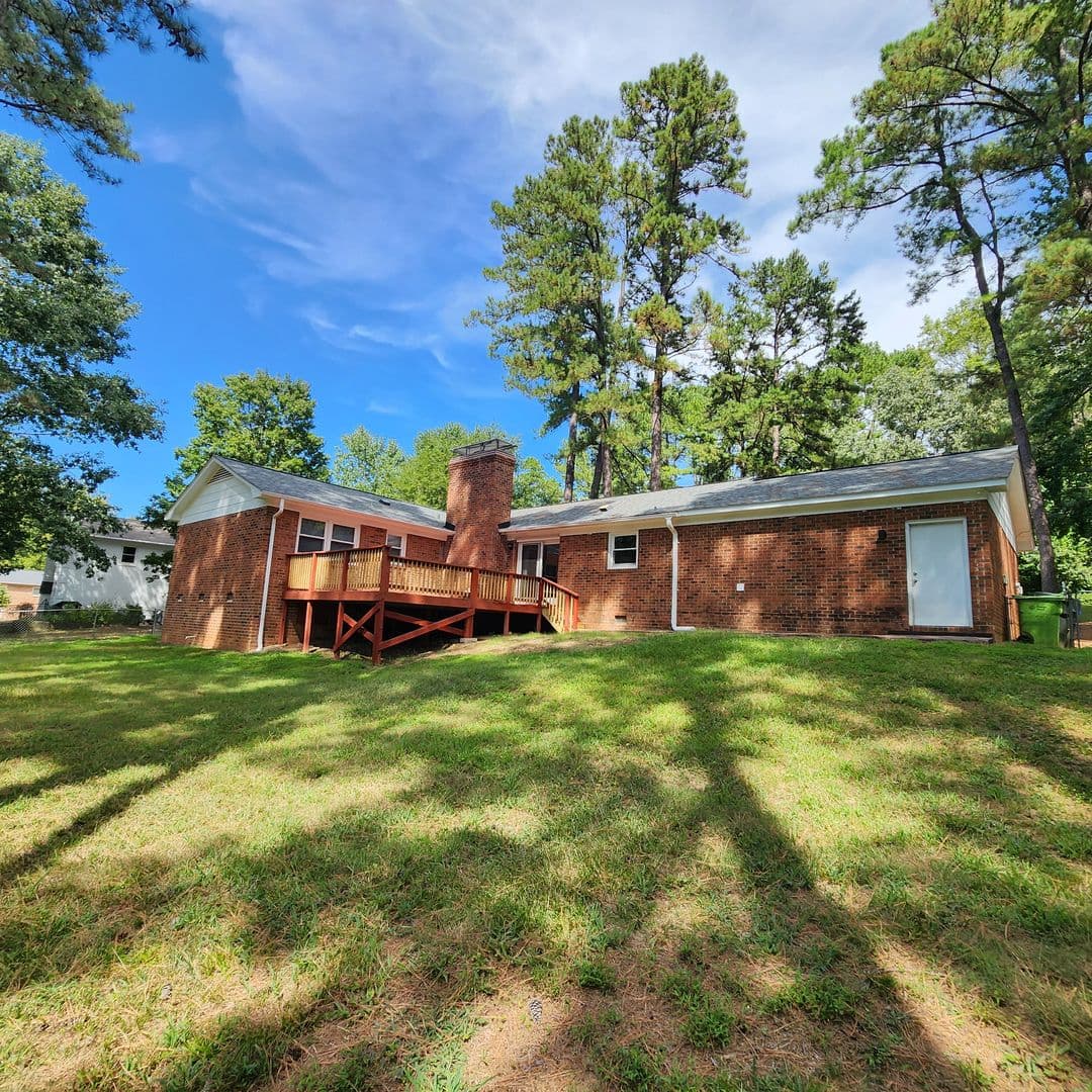 Raleigh House: 1521 Shelley Road