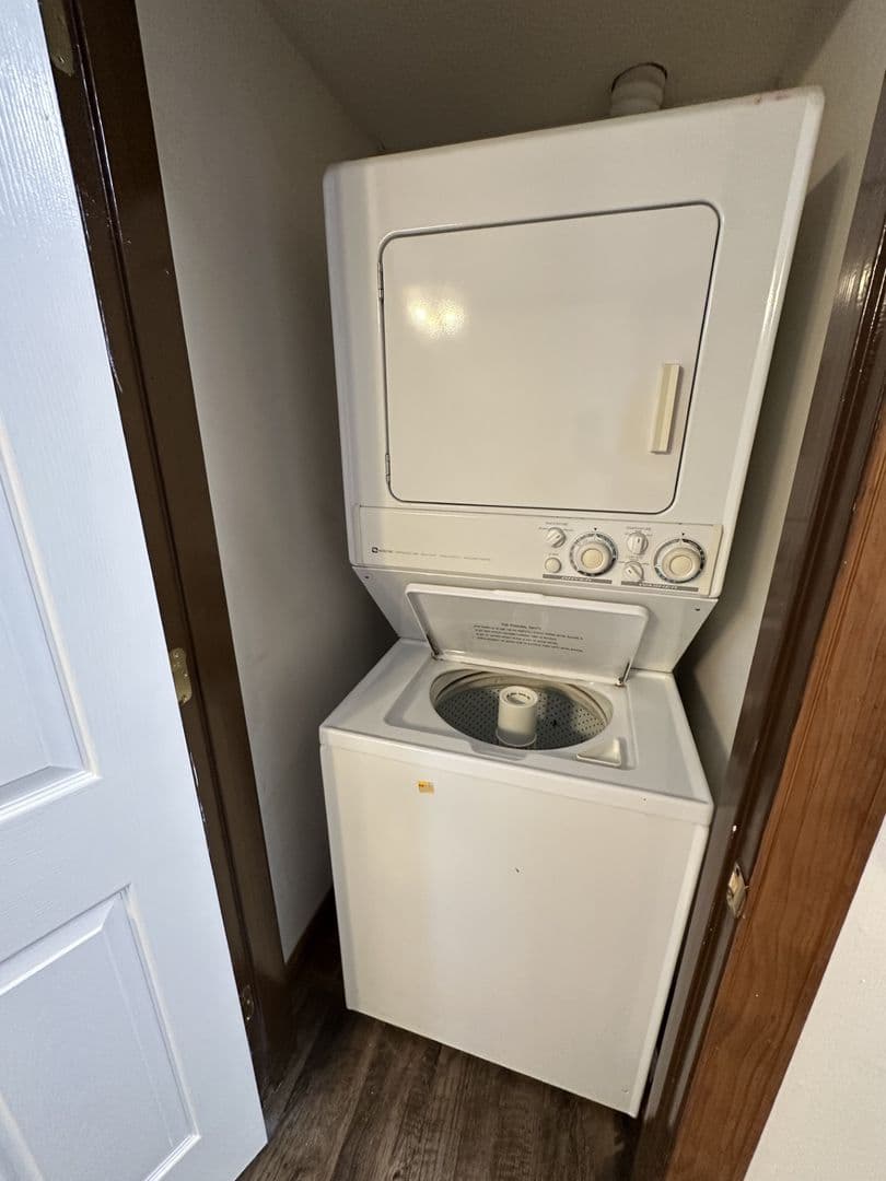Raleigh Condo: 3530-101 Ivy Commons Drive