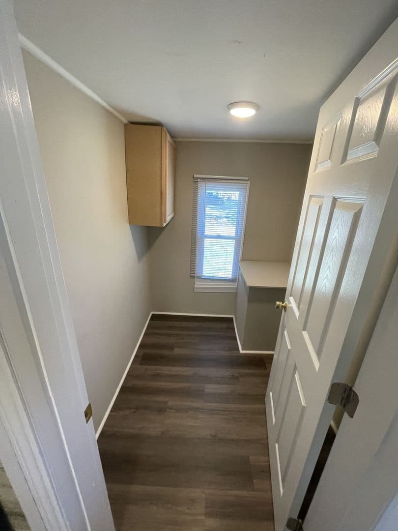 Wake Forest House: 322 E. Perry Avenue