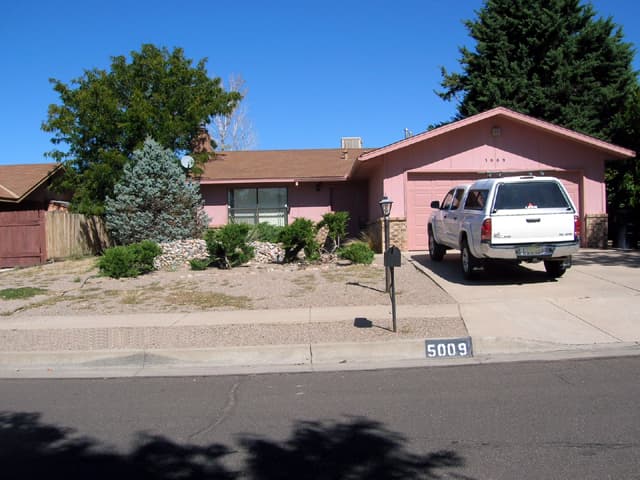 Albuquerque House: 5009 Blue Sage Pl NE