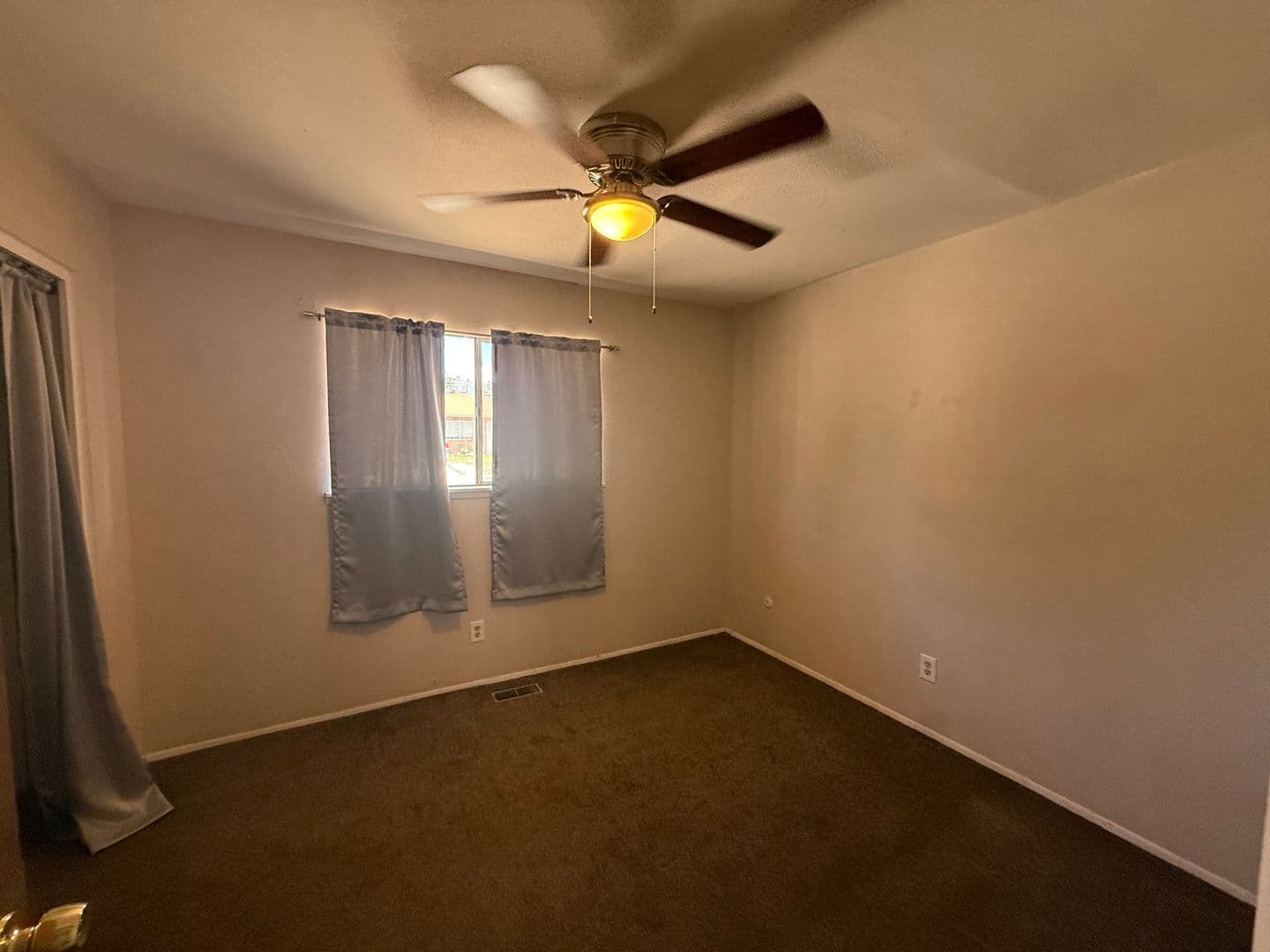Albuquerque House: 11424 Faye Ave NE