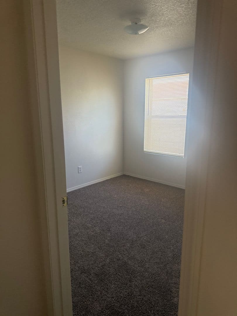 Rio Rancho House: 3716 Ranchers Loop