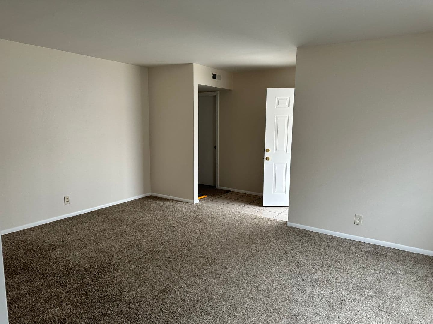 Albuquerque House: 409  Garcia St NE