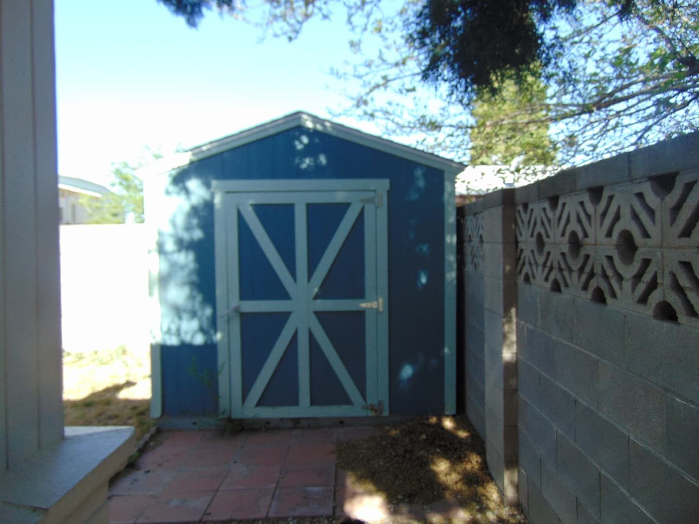Albuquerque House: 2813 Indiana St NE