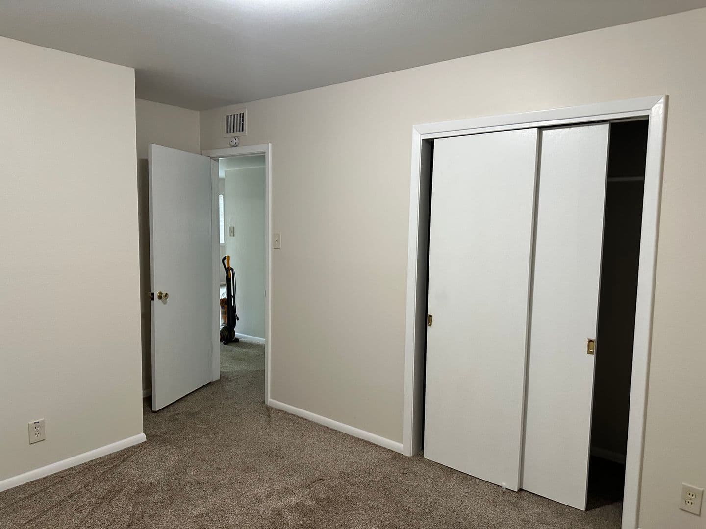 Albuquerque House: 409  Garcia St NE