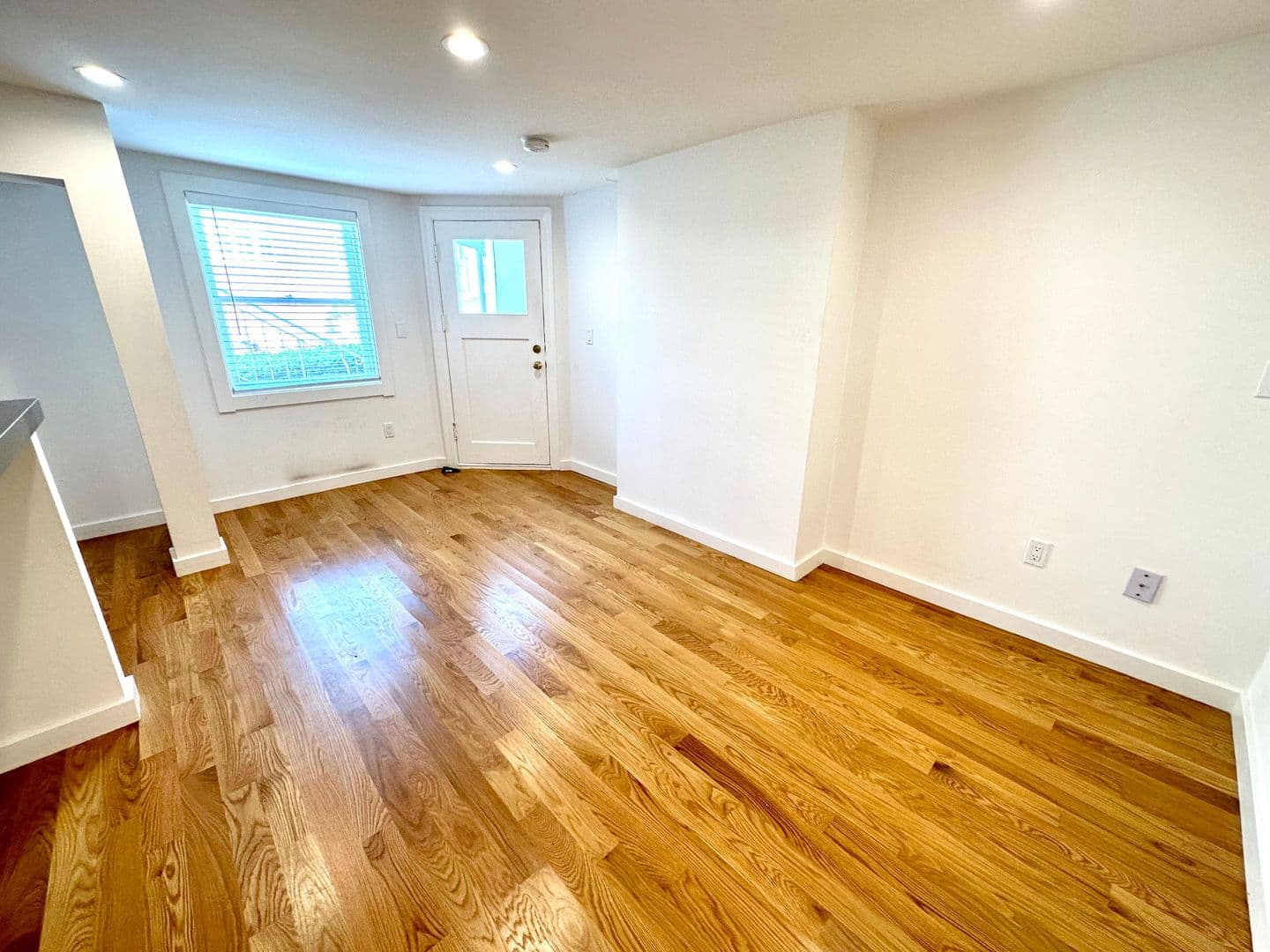 San Francisco Apartment: 2849 Fillmore Street