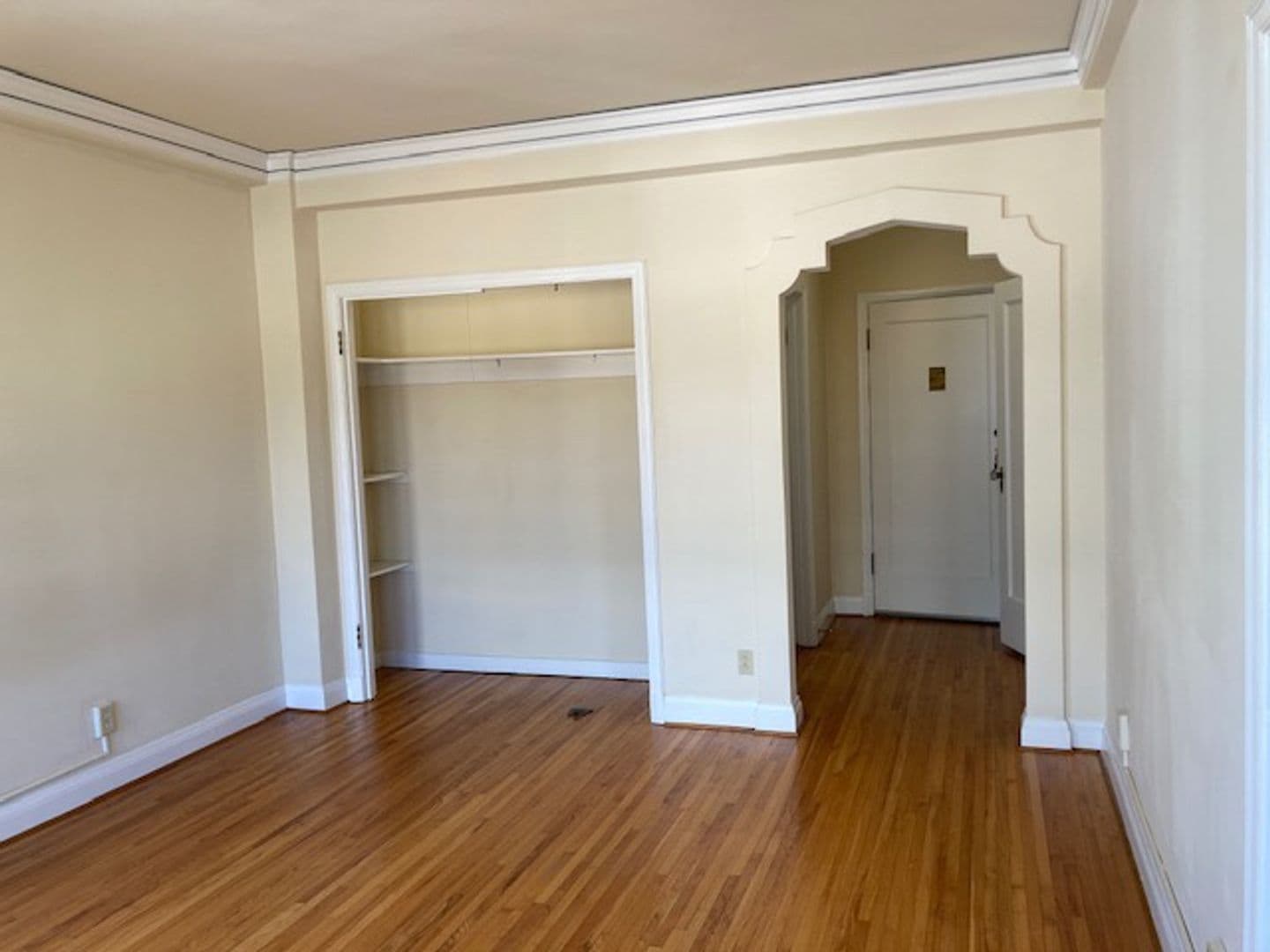 San Francisco Apartment: 1050 Franklin Street