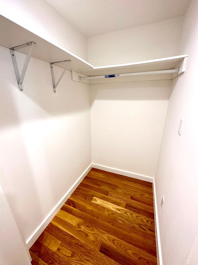 San Francisco Apartment: 2849 Fillmore Street
