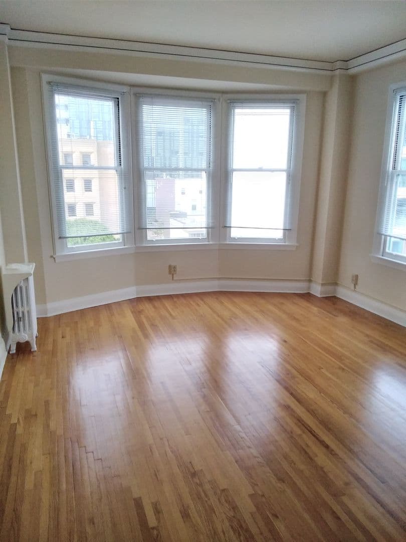 San Francisco Apartment: 1050 Franklin Street