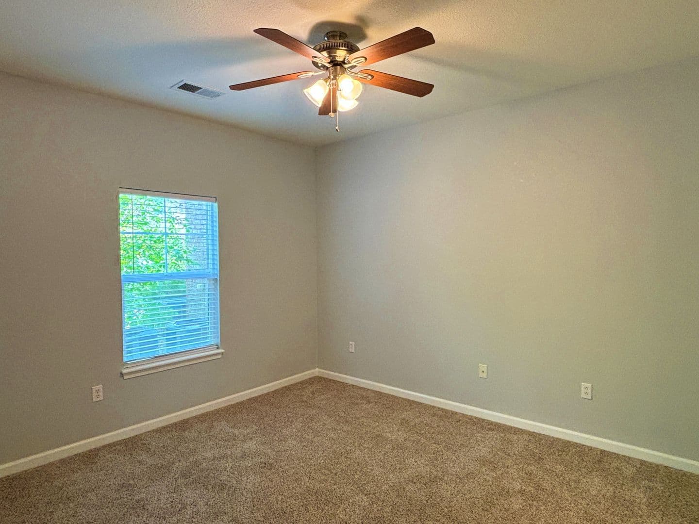 Aurora House: 23406 E 5th Pl