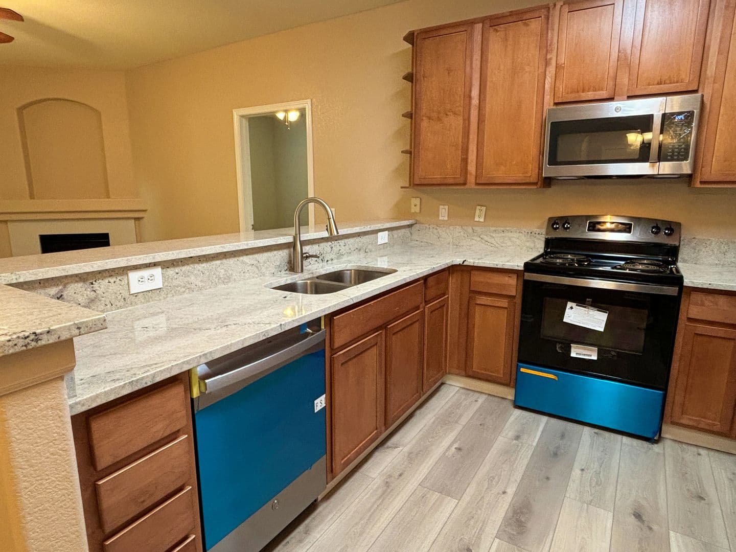 Aurora House: 23406 E 5th Pl