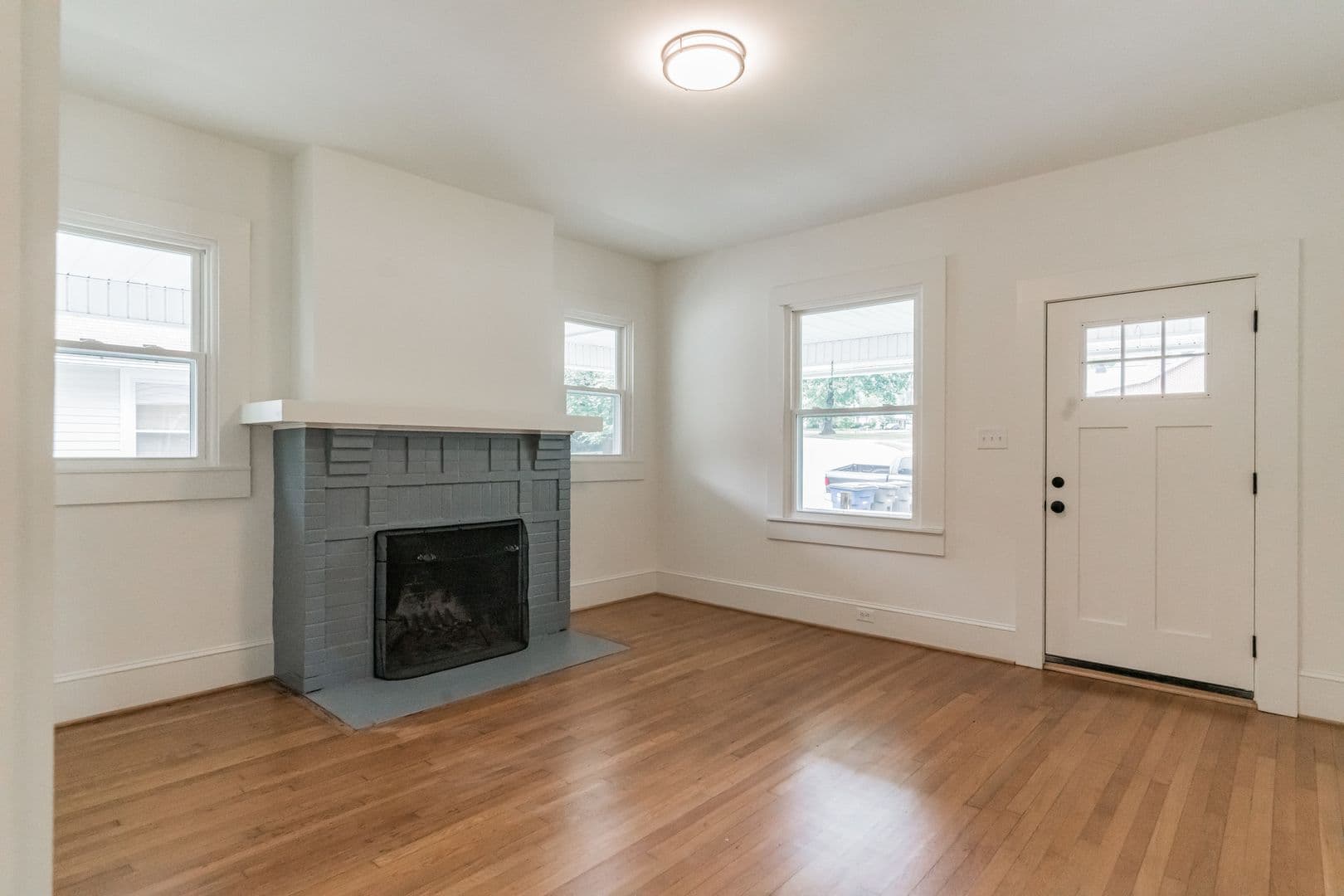 Winston-Salem Apartment: 512 Granville Dr