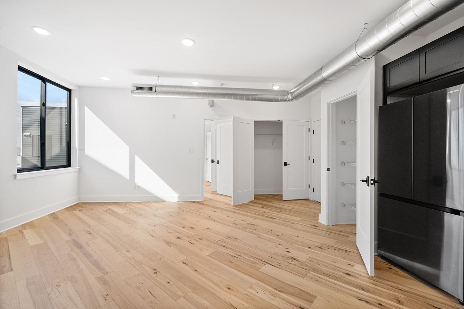 Philadelphia Apartment: 2370 Jasper st