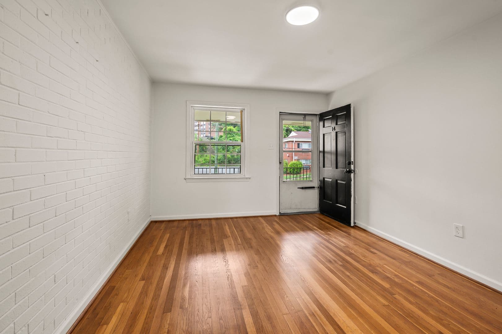 Winston-Salem Apartment: 1640 W Northwest Blvd