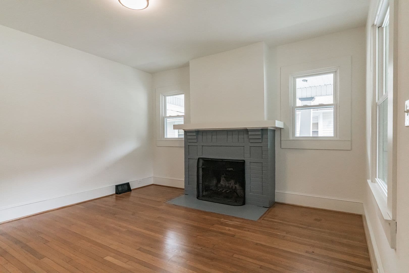 Winston-Salem Apartment: 512 Granville Dr