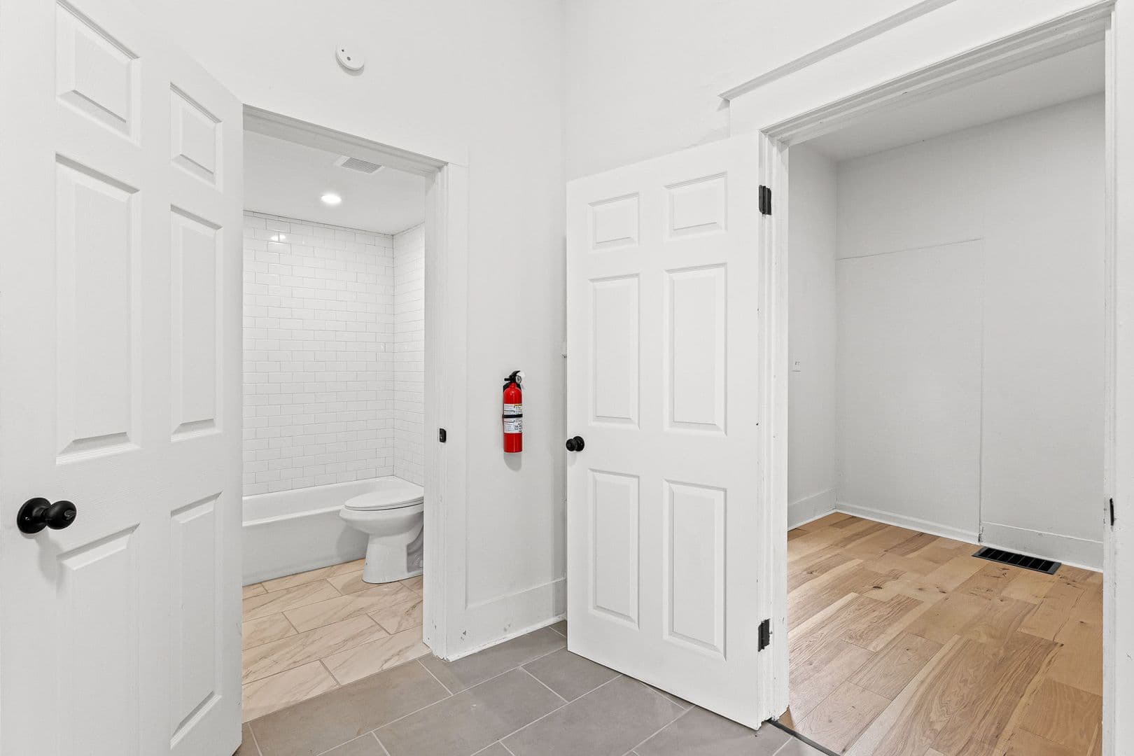 Winston-Salem Apartment: 409 W 1st St