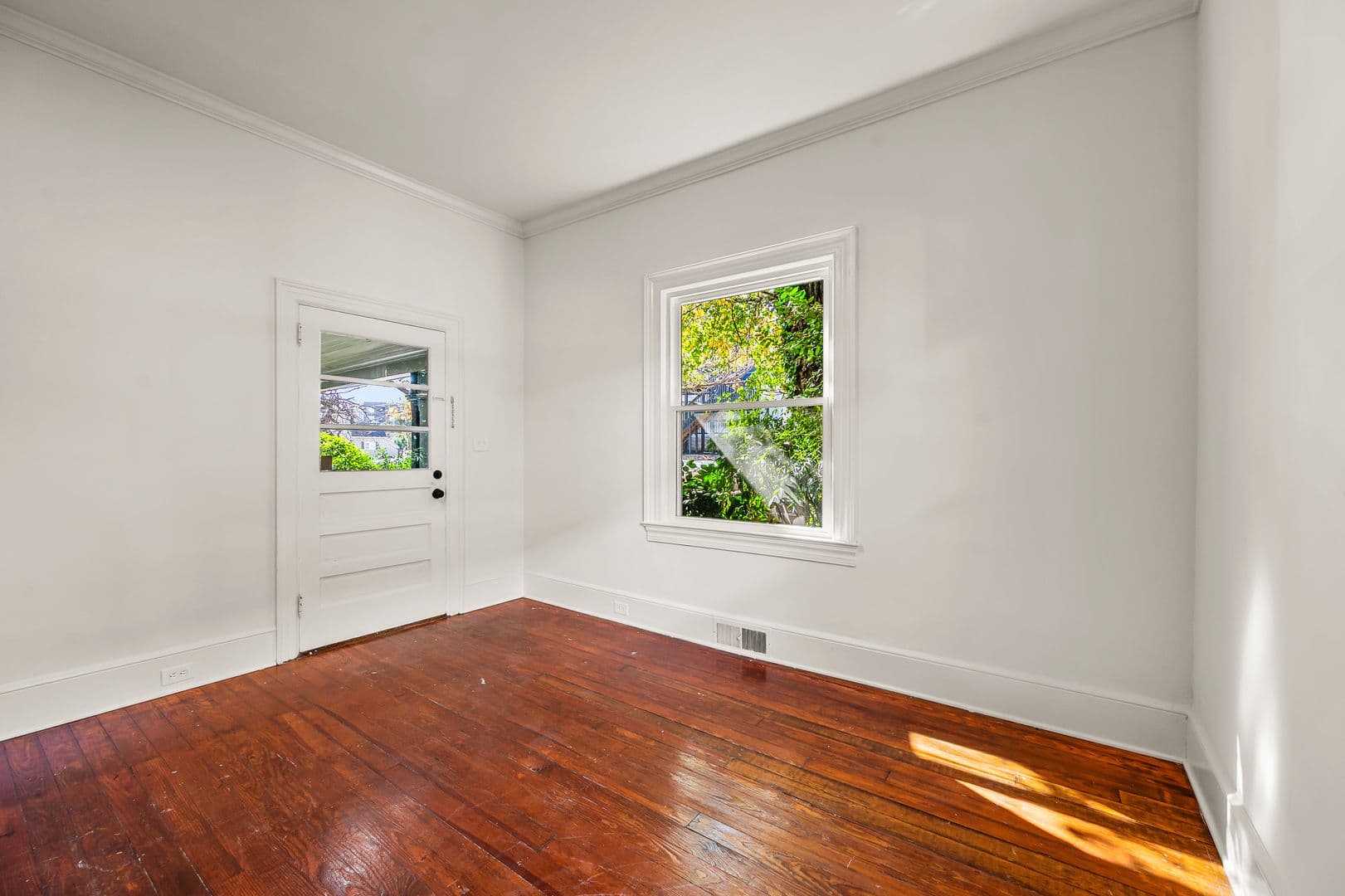 Winston-Salem Apartment: 209 N Spring St