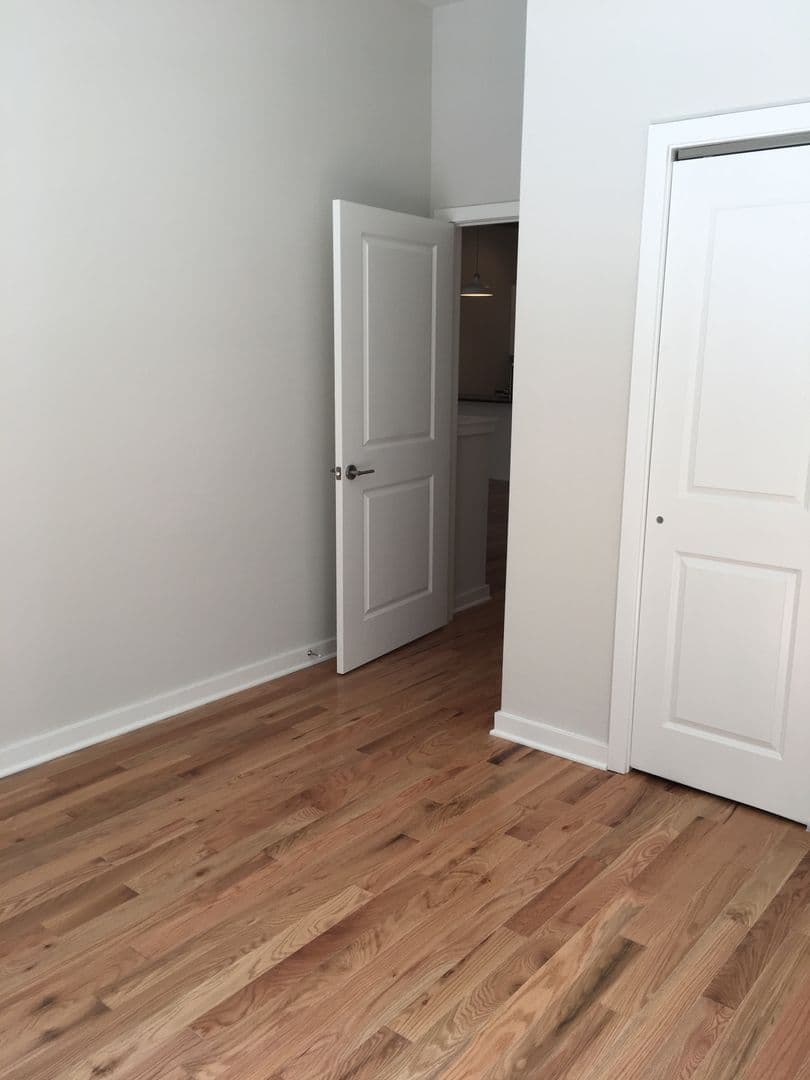 Philadelphia Apartment: 2021 N Front St