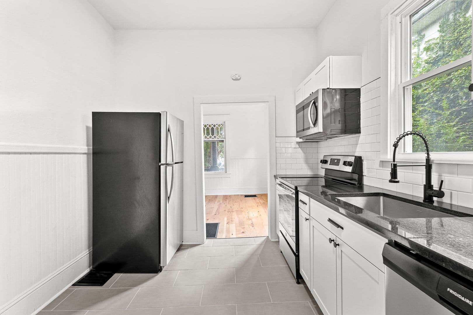 Winston-Salem Apartment: 409 W 1st St