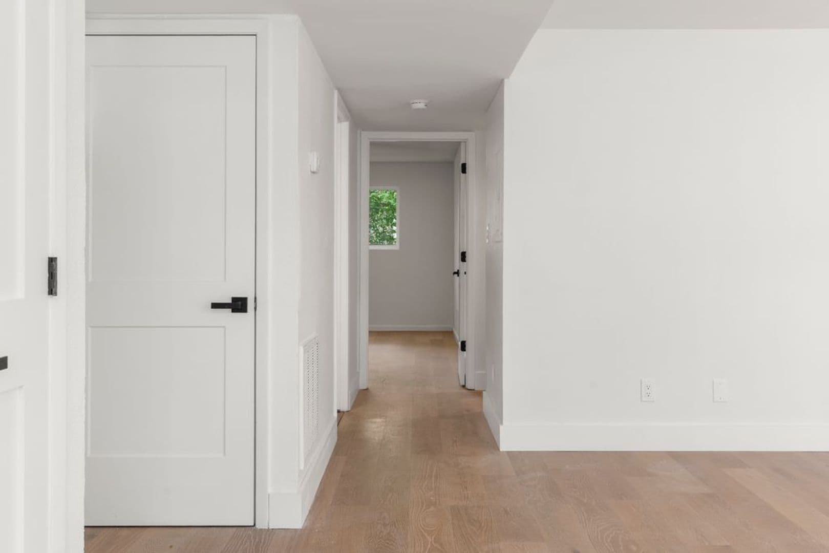Tallahassee Apartment: 1360 Ocala Rd