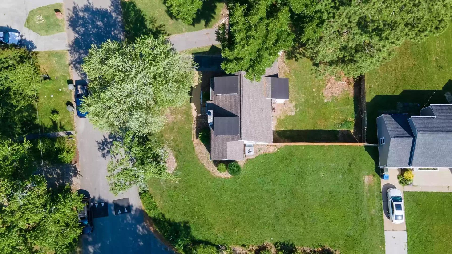 Chattanooga House: 126 Hunt Ave